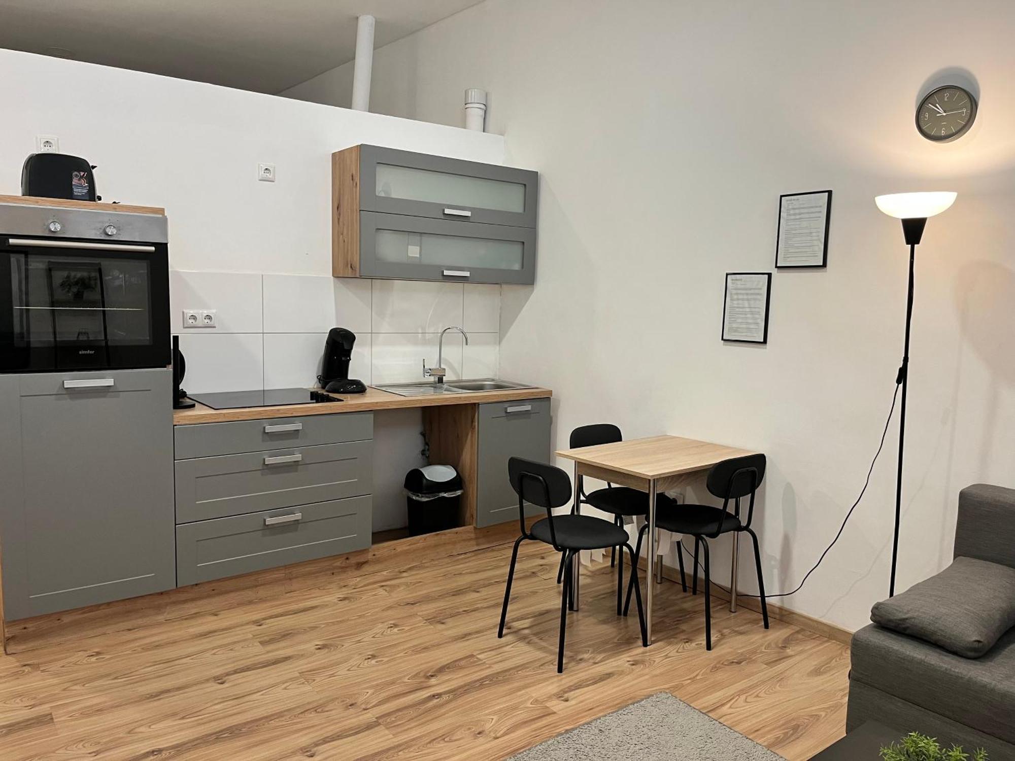 Apartment Central 10C 40Qm Wi-Fi Free Parking Calm Back House Dortmund Exterior photo